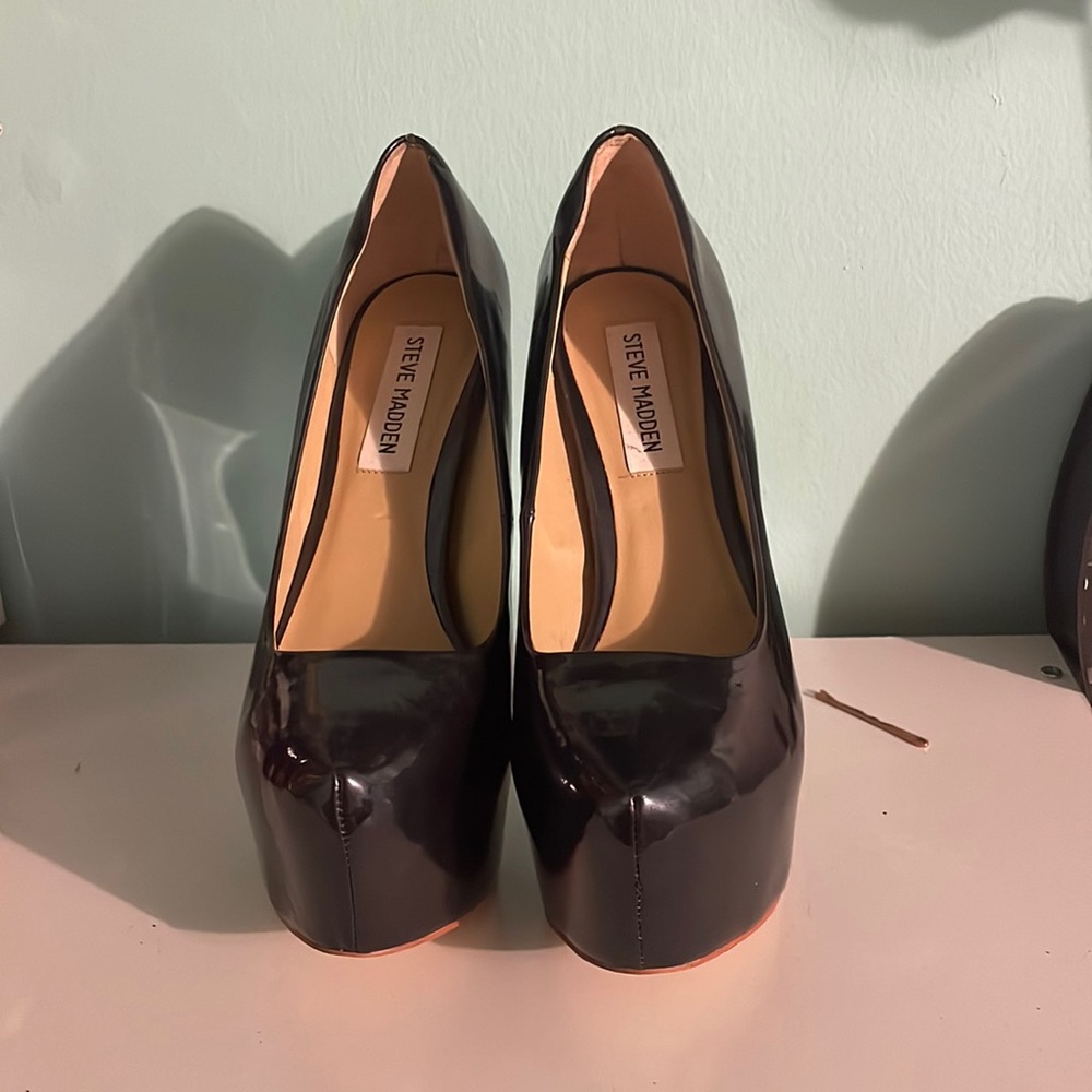 Navy blue platform heels